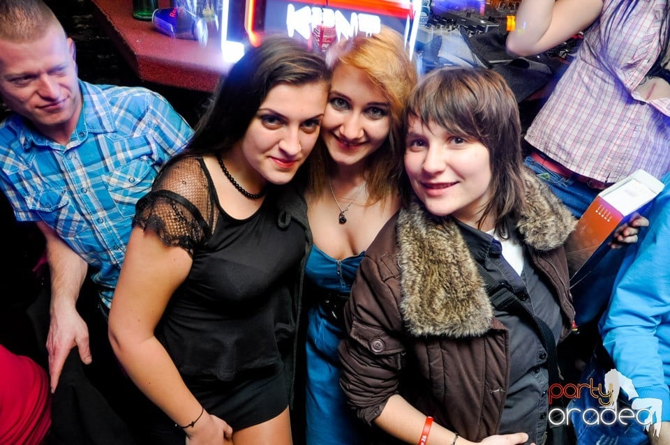 Surviviors' Night în Club Escape,