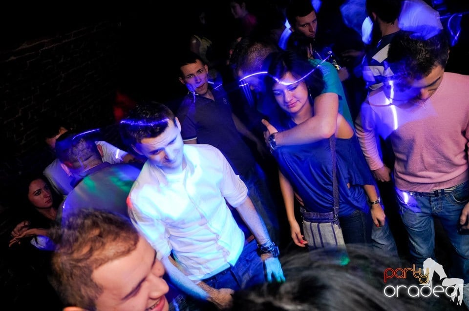 Surviviors' Night în Club Escape,