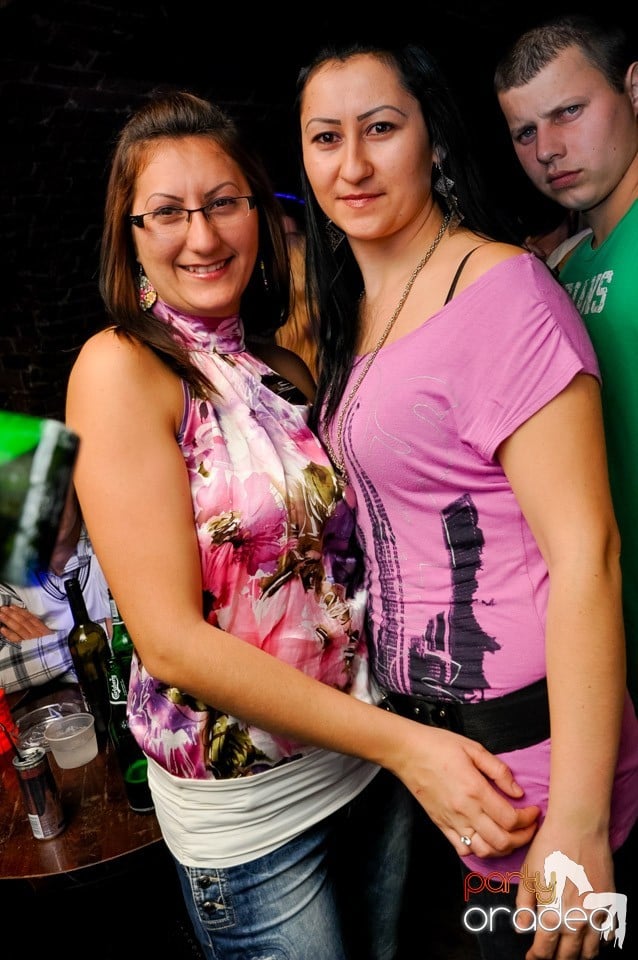 Surviviors' Night în Club Escape,