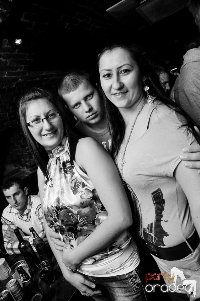 Surviviors' Night în Club Escape,