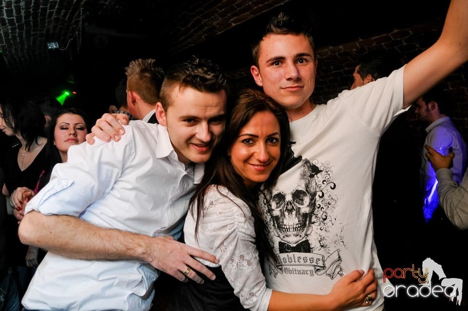 Surviviors' Night în Club Escape,