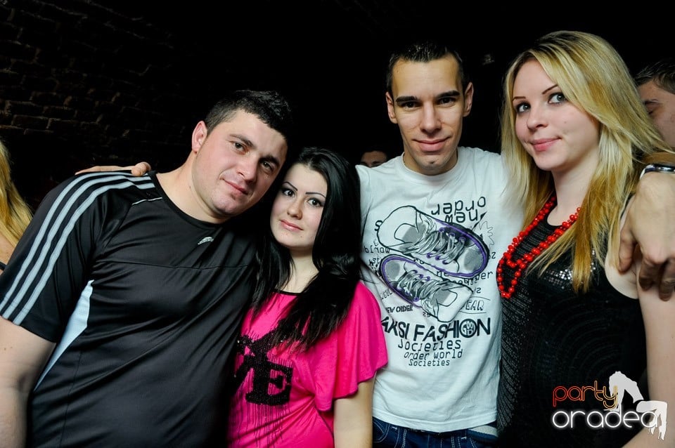 Surviviors' Night în Club Escape,