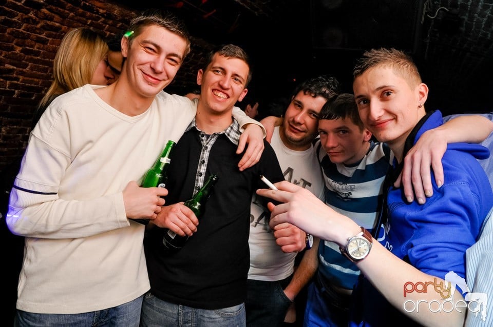 Surviviors' Night în Club Escape,