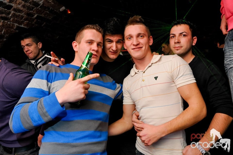 Surviviors' Night în Club Escape,