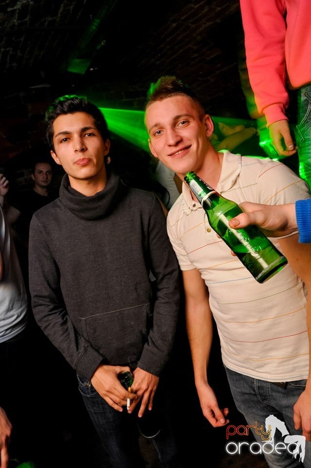 Surviviors' Night în Club Escape,