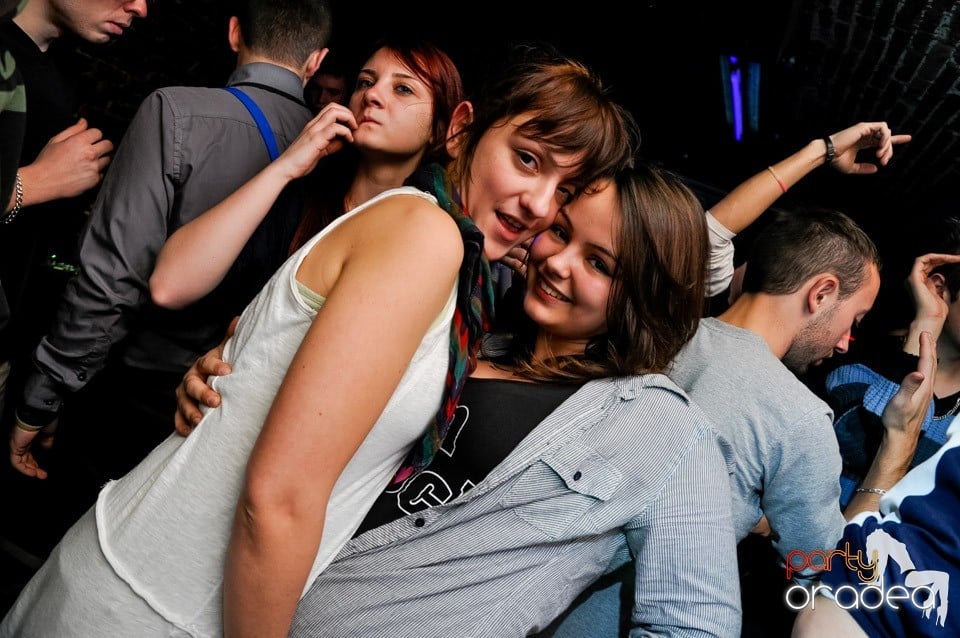 Surviviors' Night în Club Escape,