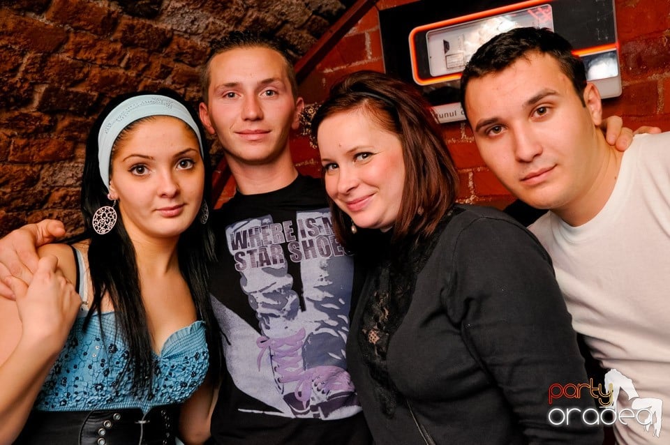 Surviviors' Night în Club Escape,