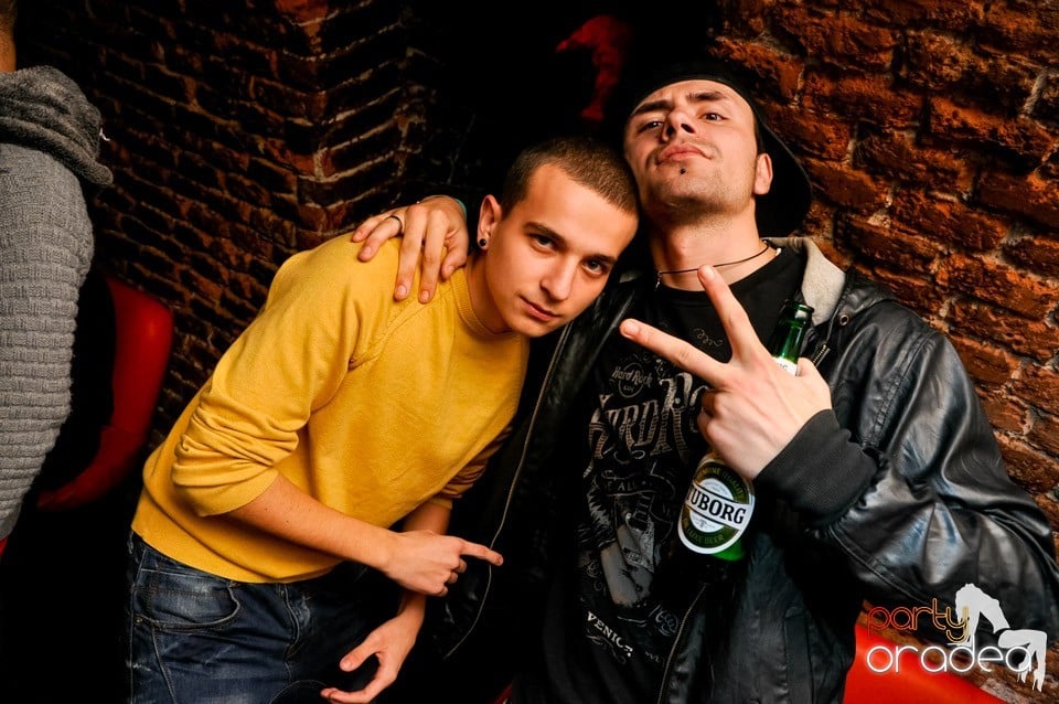 Surviviors' Night în Club Escape,