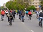 Sute de orădeni la Critical Mass