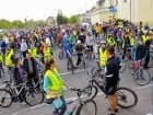 Sute de orădeni la Critical Mass