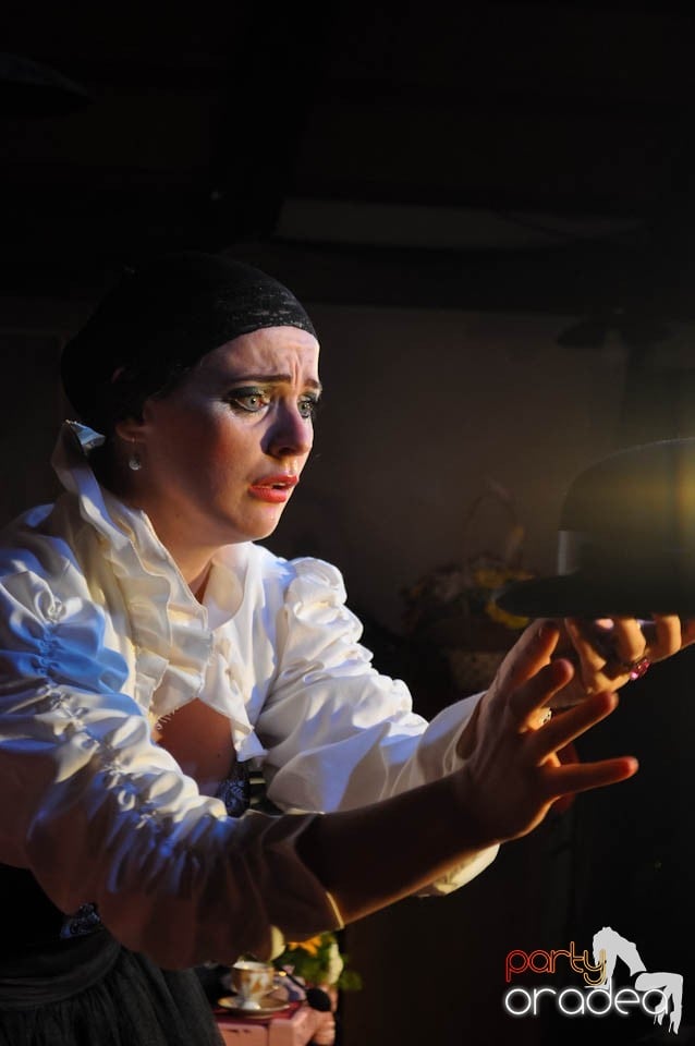 Teatru:
