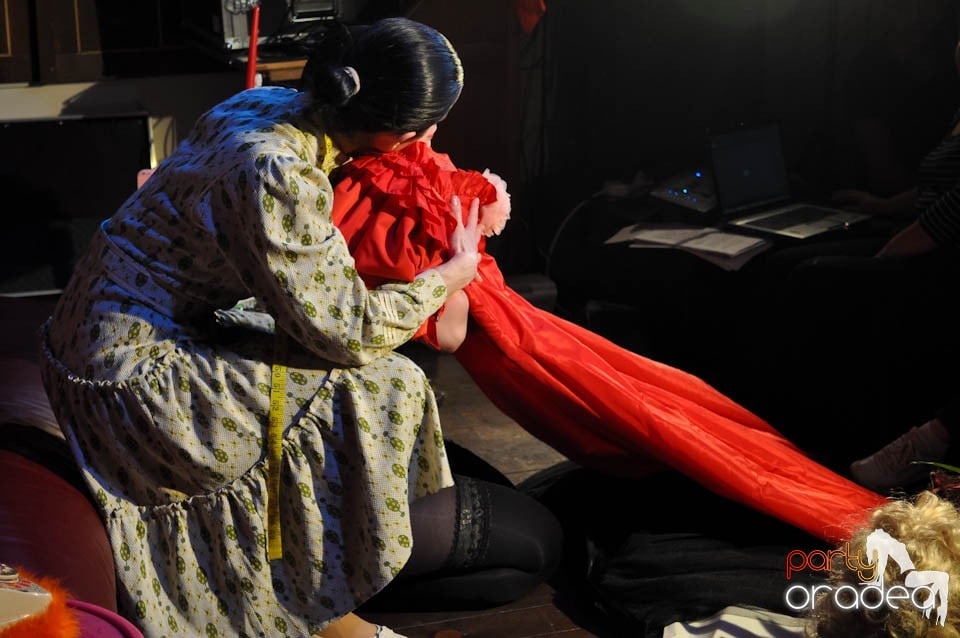 Teatru: