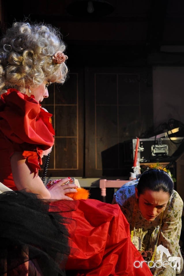 Teatru: