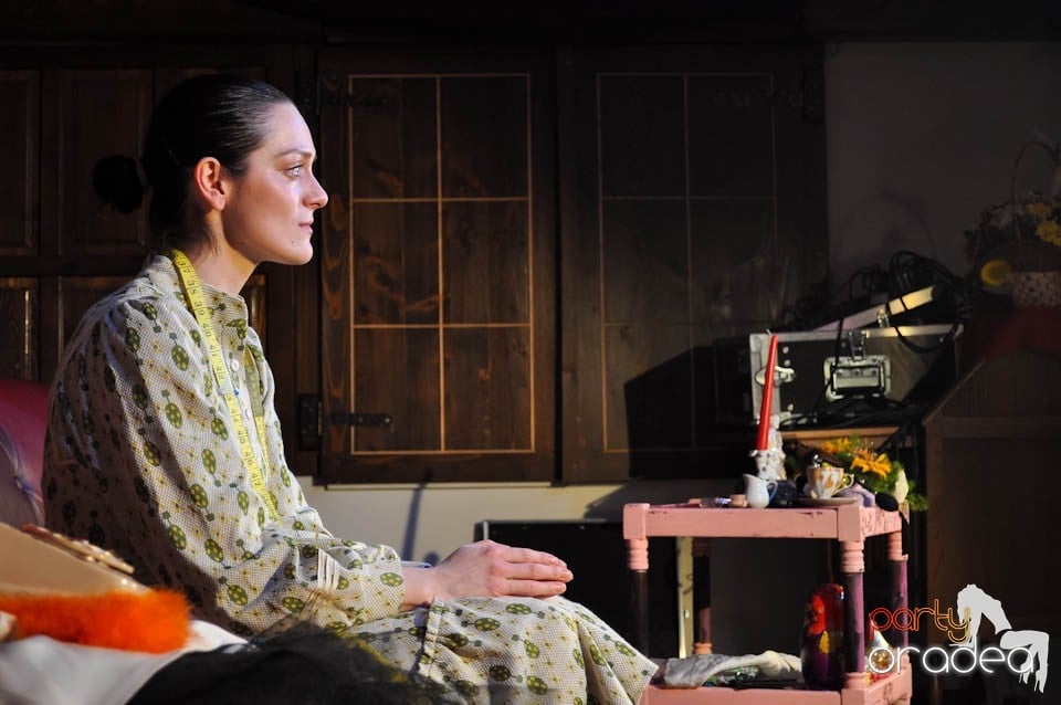 Teatru: