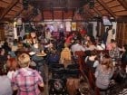 Teatru: "Actriţa" în Queen's Music Pub