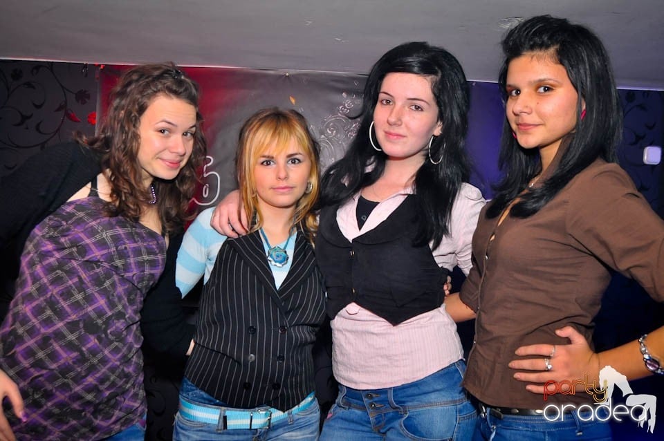 Tequila Party în Club Atti's, 