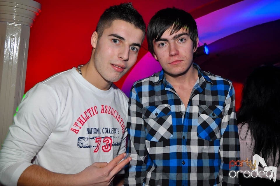 Tequila Party în Club Atti's, 