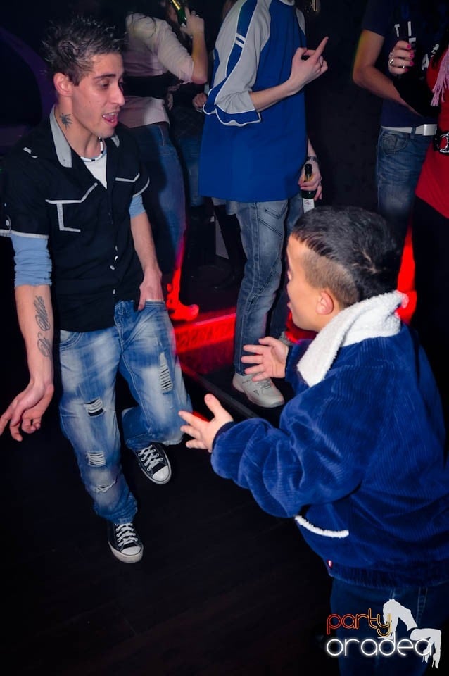 Tequila Party în Club Atti's, 