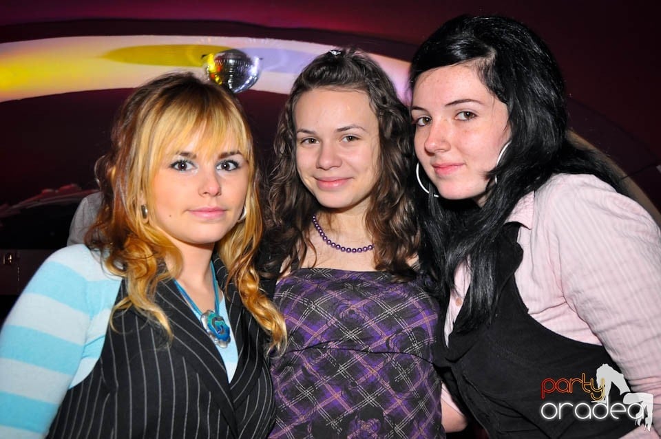 Tequila Party în Club Atti's, 