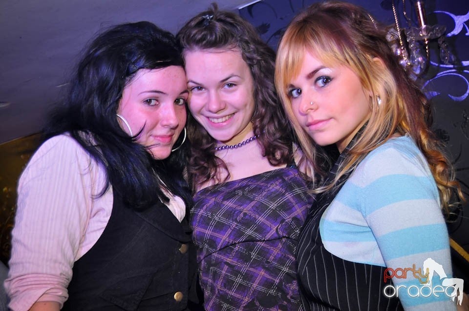 Tequila Party în Club Atti's, 