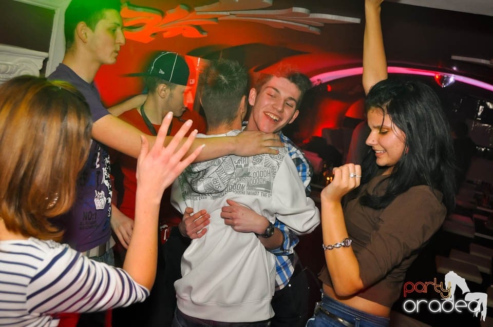 Tequila Party în Club Atti's, 