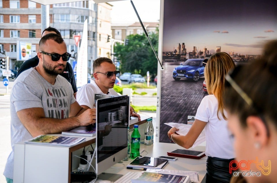 The Art of Performance Tour, Ţiriac Auto