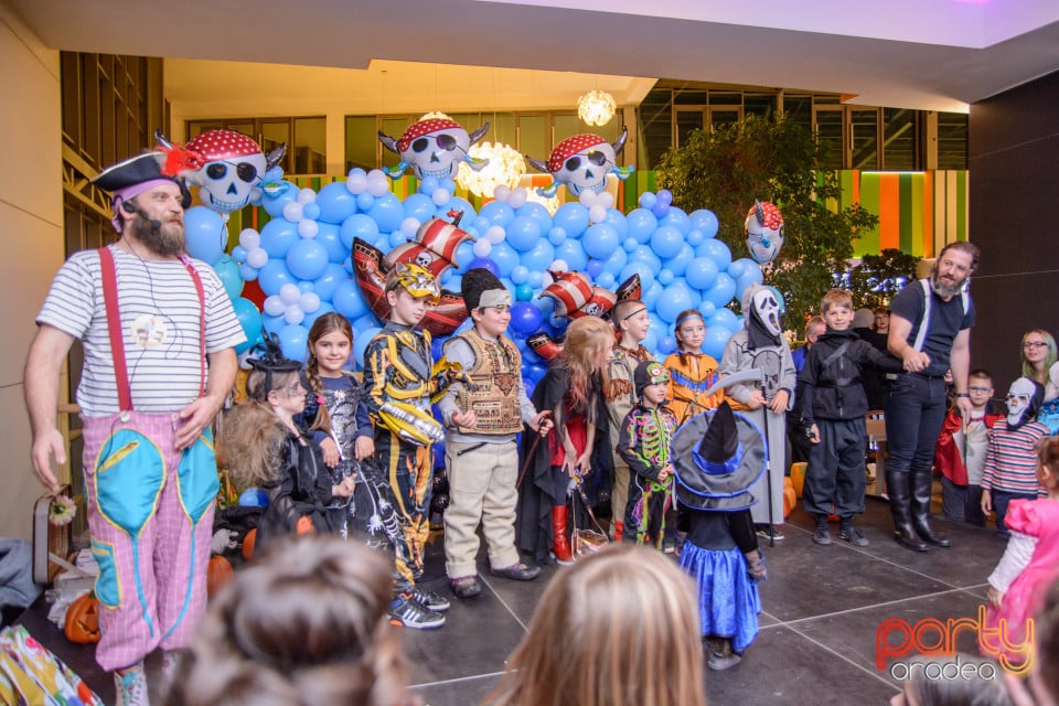 THE BOO HOO HOO CREW | FUNTASTIC HALLOWEEN, Lotus Center