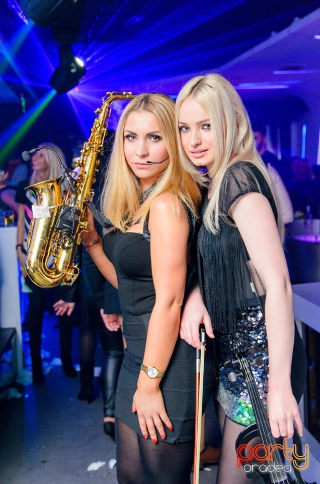 The Lady With The Sax & The Violin Girl,