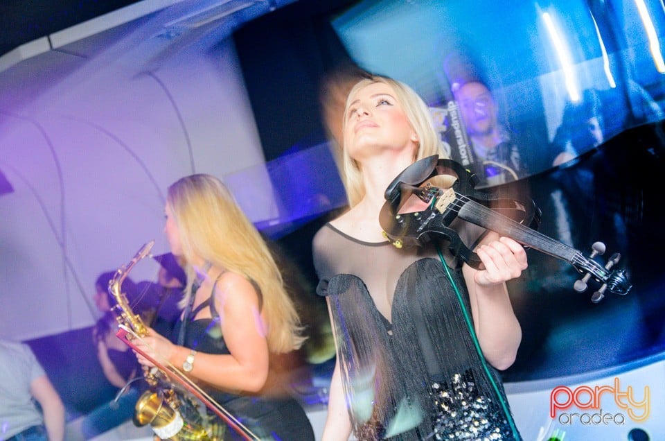 The Lady With The Sax & The Violin Girl,