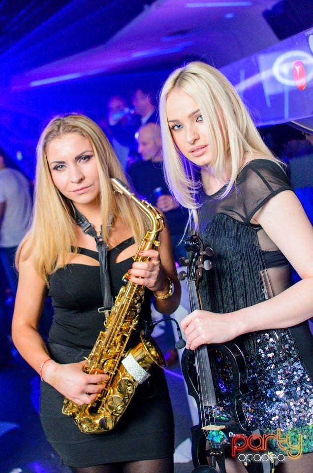 The Lady With The Sax & The Violin Girl,