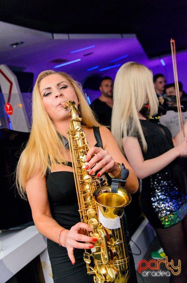 The Lady With The Sax & The Violin Girl,