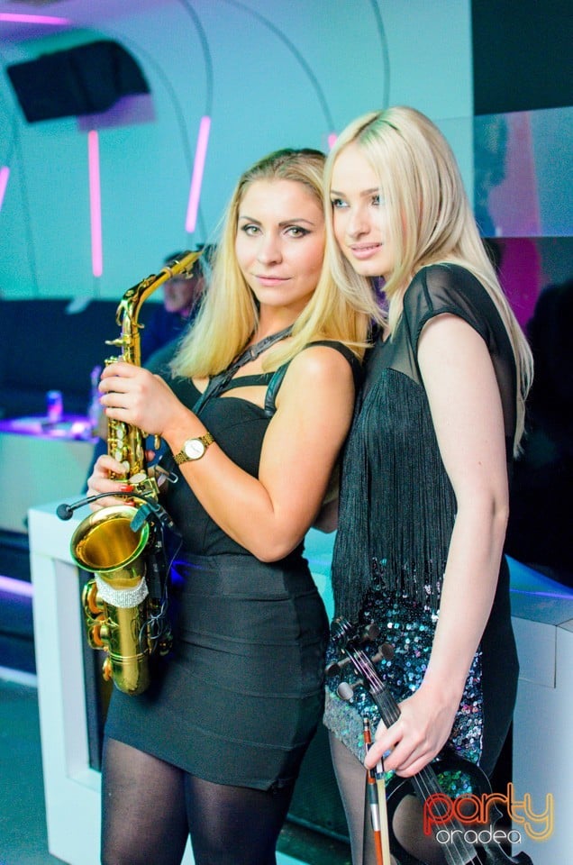 The Lady With The Sax & The Violin Girl,
