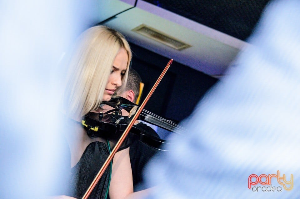 The Lady With The Sax & The Violin Girl,