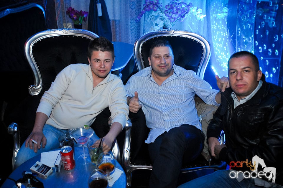 The One Café & Club presents Vera,