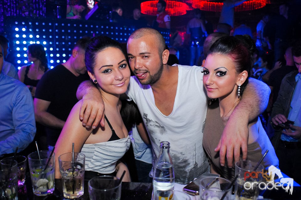 The One Café & Club presents Vera,