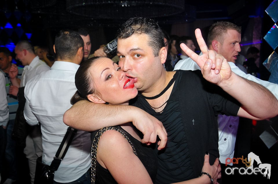 The One Café & Club presents Vera,