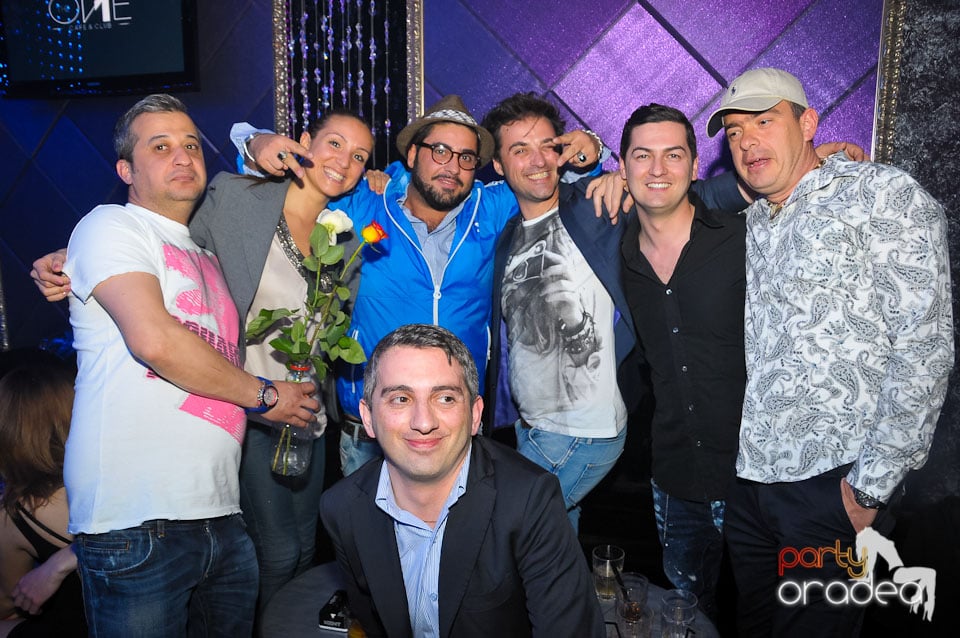 The One Café & Club presents Vera,