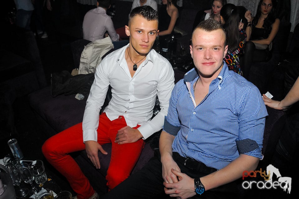The One Café & Club presents Vera,