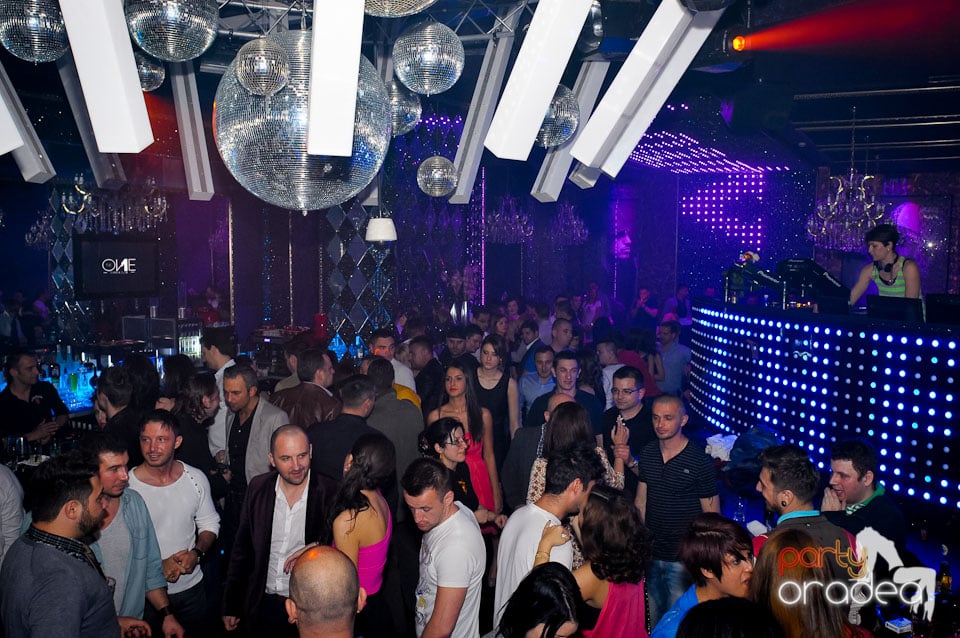 The One Café & Club presents Vera, 