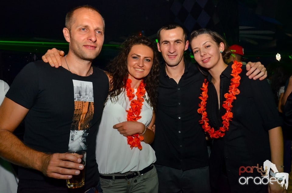 The One prezintă: Guess Who,