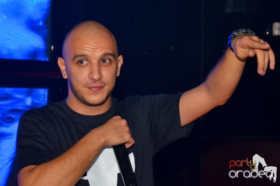 The One prezintă: Guess Who,