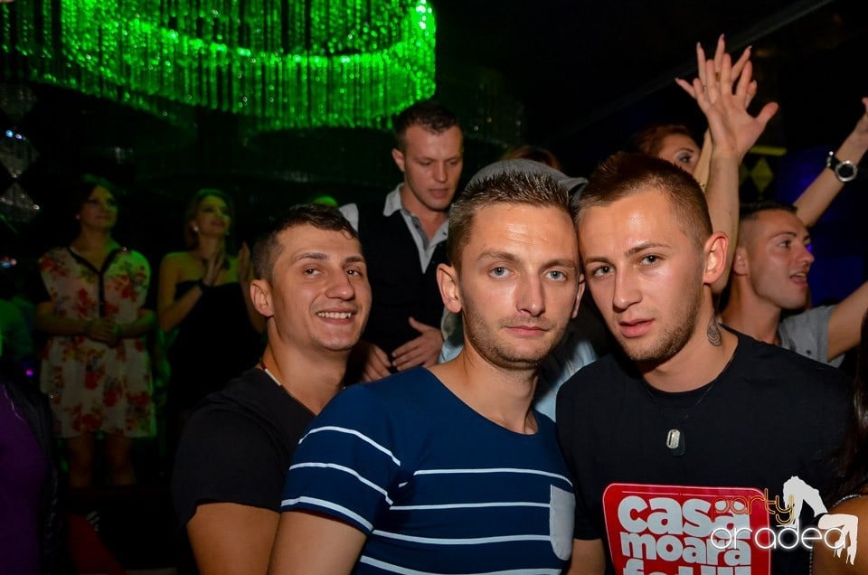 The One prezintă: Guess Who,