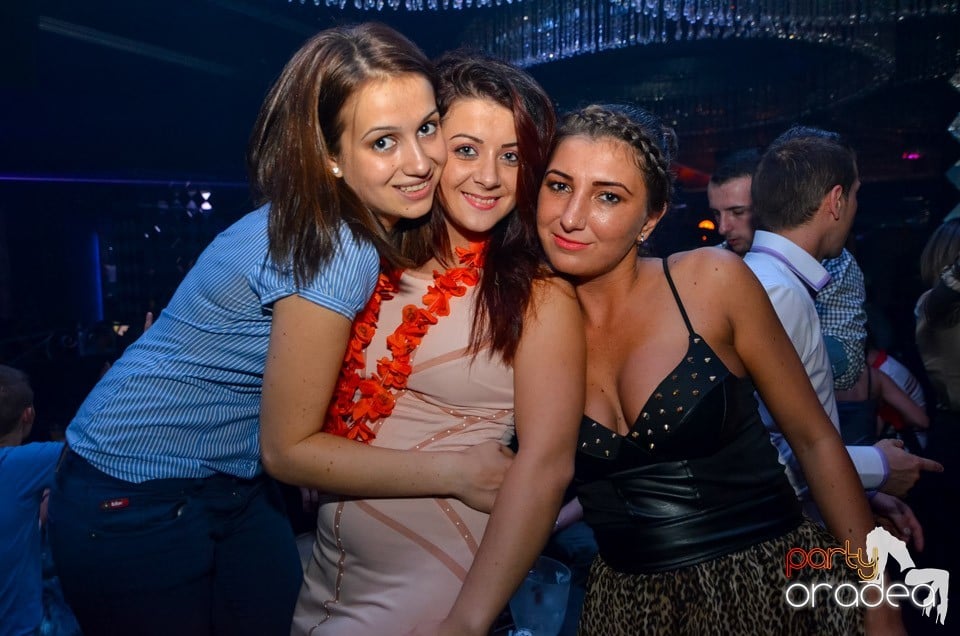 The One prezintă: Guess Who,