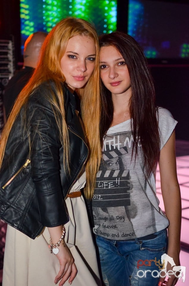 The One prezintă: Guess Who,