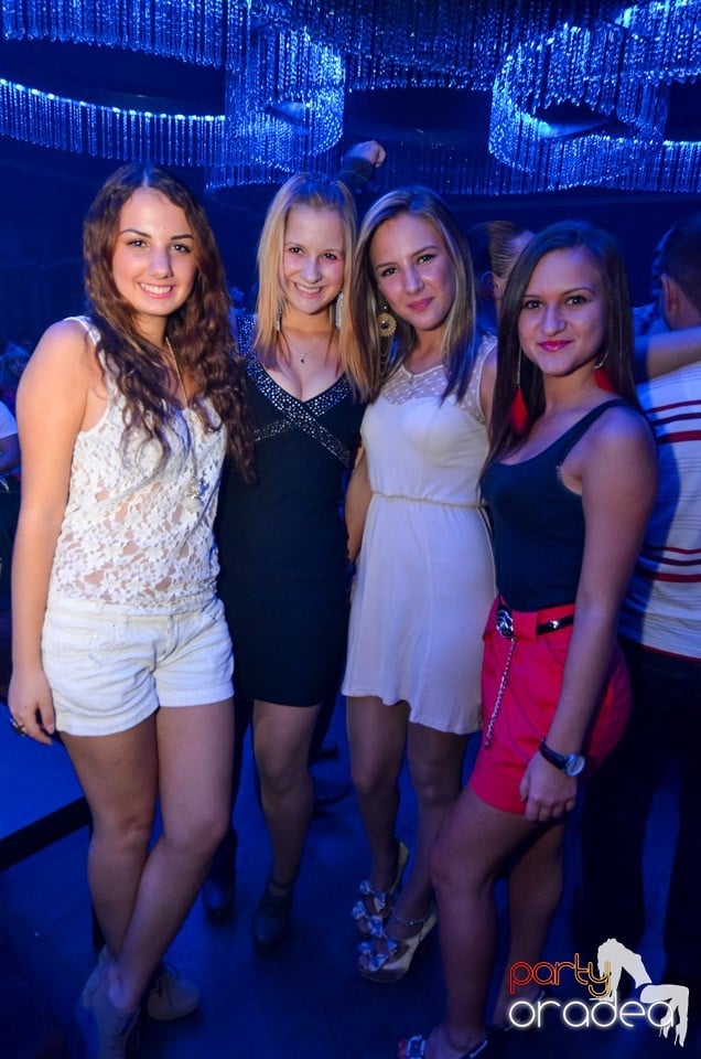 The One prezintă: Guess Who,