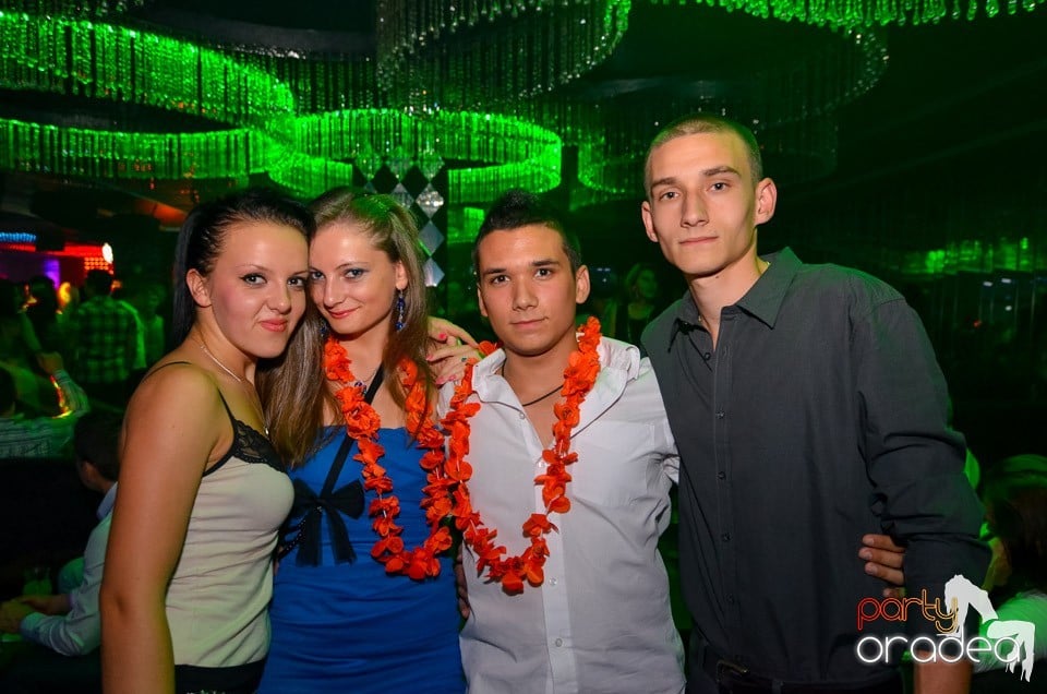 The One prezintă: Guess Who,