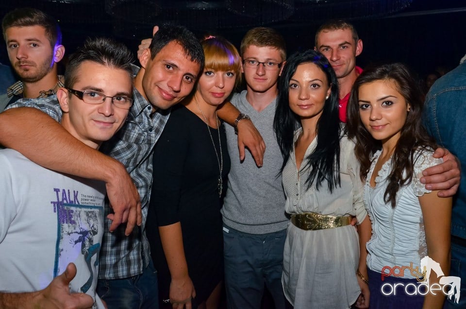 The One prezintă: Guess Who,