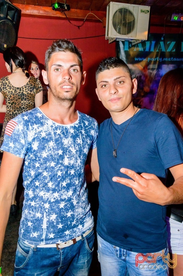 The return - Mc Lajcsak şi Dj White, 