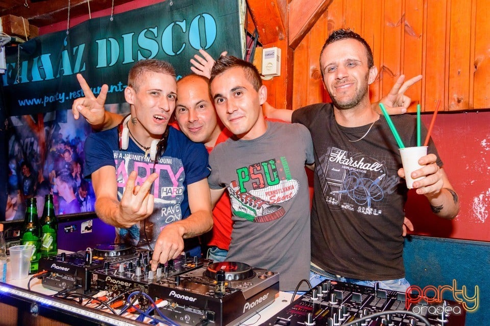 The return - Mc Lajcsak şi Dj White, 