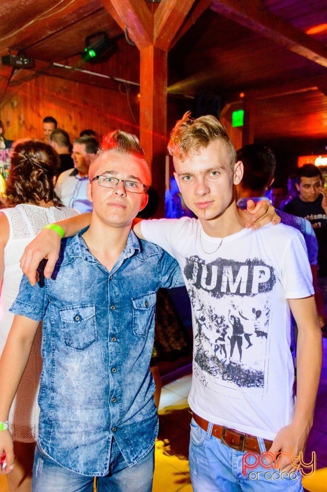 The return - Mc Lajcsak şi Dj White, 
